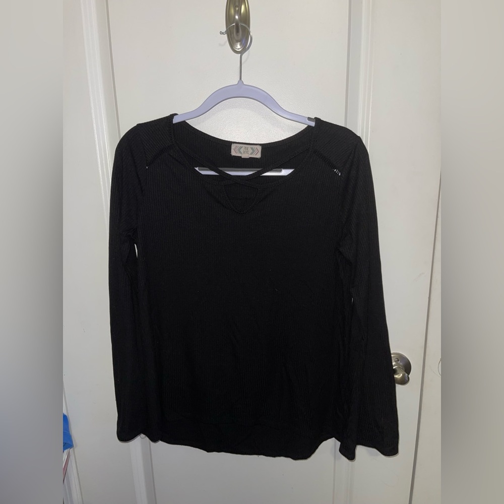 Long sleeve black shirt